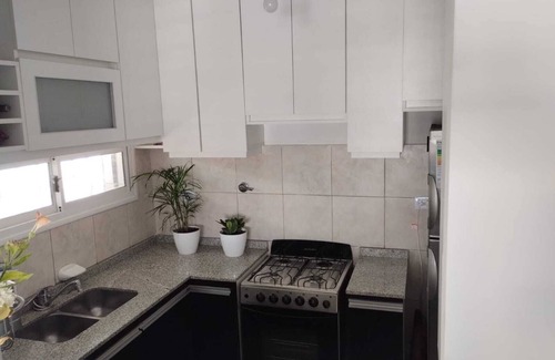 Las Heras House | House with pool Mendoza.priv B° suitable for pets. 6m aerop and 12m ctro by car.