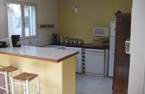 Les 3 Ponts House | House with shaded terrace and optional spa in NÎMES