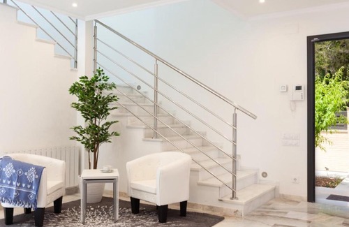 Mediona Apartment | House with swimming pool in Penedes area