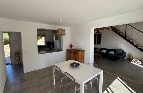 Puyloubier House | House with swimming pool at the foot of the Montagne Sainte Victoire