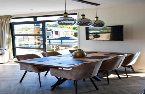Loosdrecht House | House with three bathrooms, on a holiday park