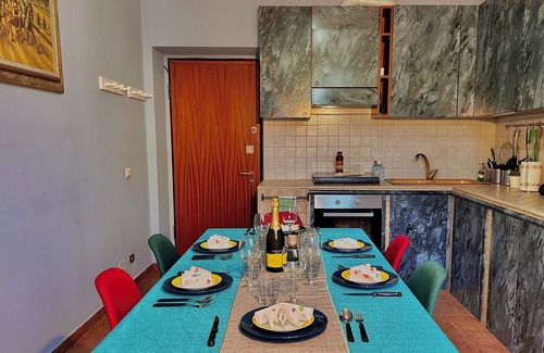 Cassina de' Pecchi House | House with whirlpool spa, LED lights and table football Within walking distance of the metro