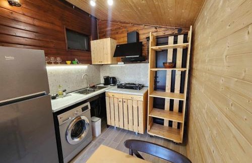 Ureki House | House & yard Hellen S for two 150m from beach