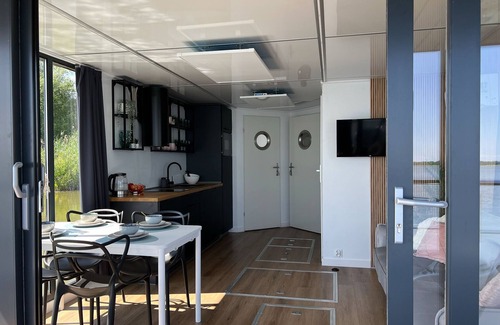 Mielno Boat Rental | Houseboat in Łazy near Lake Jamno