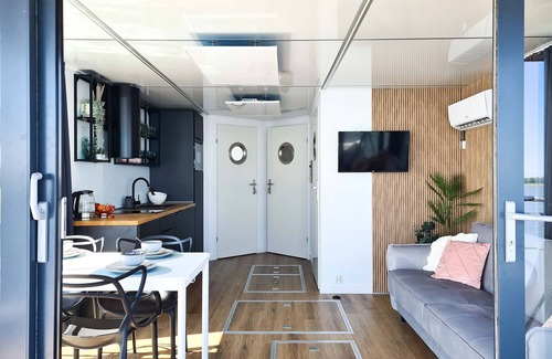 Mielno Boat Rental | Houseboat in Łazy near Lake Jamno