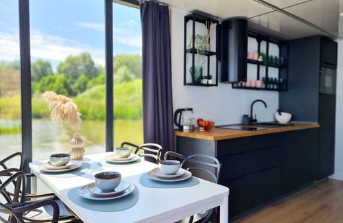 Mielno Boat Rental | Houseboat in Łazy near Lake Jamno