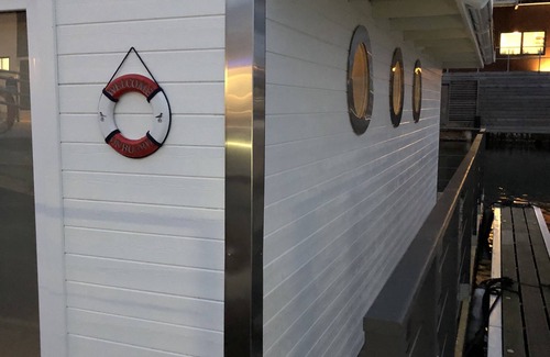 Trosso Boat Rental | Houseboat - Karlskrona City Center