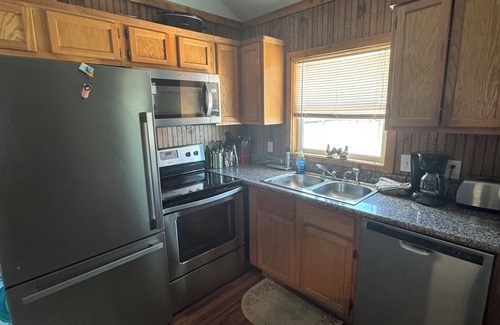 Venice Boat Rental | Houseboat @ Venice Marina (Roosters Den)