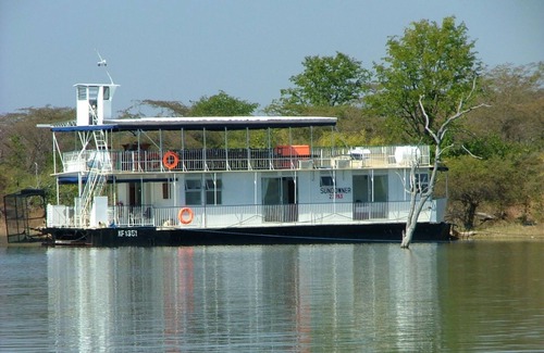 Kariba Apartment | Houseboat With Aircon and Splash Pool - 2128