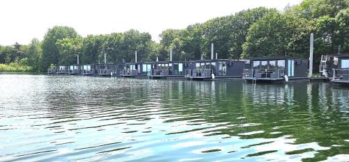 Middelaar House | Houseboats Mookerplas