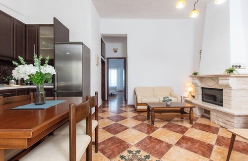 Polichrono Apartment | Houseloft Sandals Beachfront