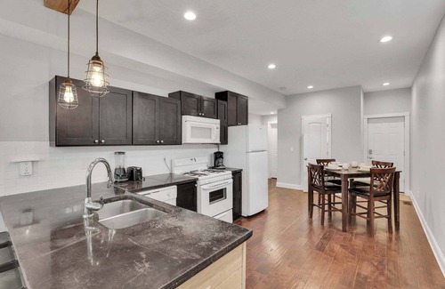 West Columbus House | Housepitality - The Urban Roost 2