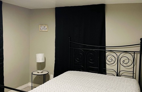 Southeast Houston Apartment | Houston’s Blue Casita