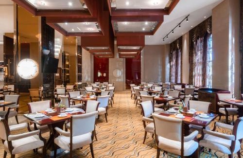 Chenggong Hotel | Howard Johnson Tropical Garden Plaza Kunming