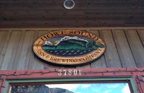 Downtown Squamish Hotel | Howe Sound Inn & Brewing Company