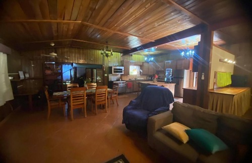 Bermudian Landing Bed & Breakfast | Howler Landing Vacation Rental