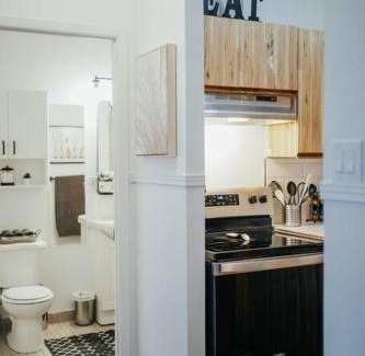 Hochelaga Apartment | HRésidences Modern Montreal Apt on Ontario Street