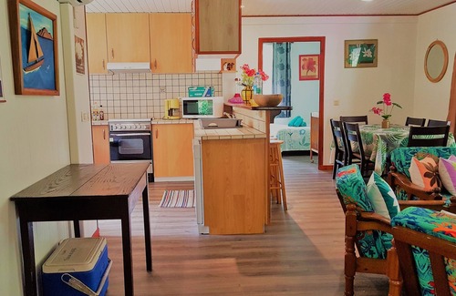 Huahine House | HUAHINE - Hibiscus House