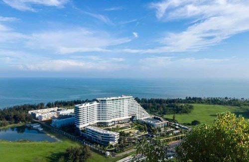 Yinhai Resort | HUALUXE Beihai Silver Beach Resort by IHG
