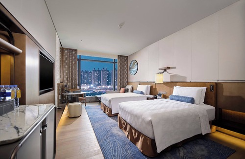 Pukou Hotel | HUALUXE Nanjing Yangtze River by IHG