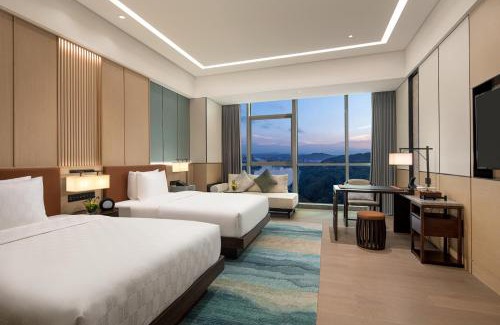 Cuiping District Hotel | HUALUXE Yibin