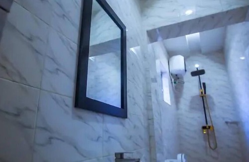 Owerri Hotel | Hubbies Royale Hotel