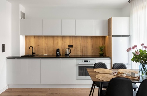 City Centre Apartment | Huge 1-bedroom with sunny terrace - city view
