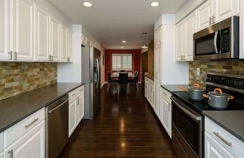 Turtle Creek House | Huge Ceilings! Pool, Piano! ART