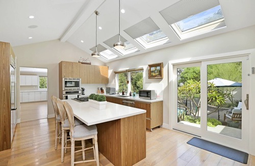 Cowan Heights House | Huge Secluded Cowan Heights Home, Pool, Entertainers Delight (4 beds/5 baths)
