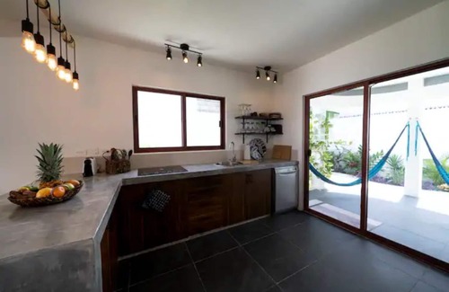 Luis Donaldo Colosio House | Huge terrace, KS Bed, Free WiFi, 5 min from Beach
