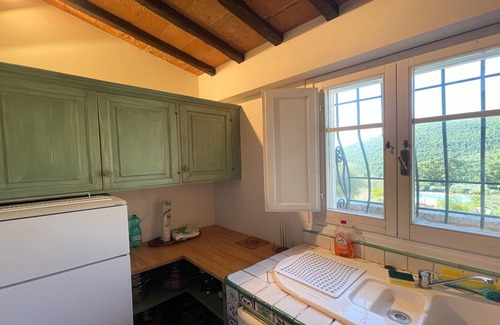 Colpetrazzo Villa | Huge villa with exclusive pool + gardens/WIFI/sleeps 8 - close to Spoleto