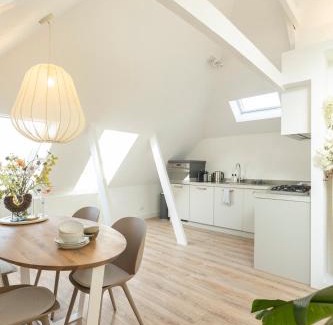 The Hague Center Apartment | Huize Copes apartment Den Haag, 2 bed, 2 bath
