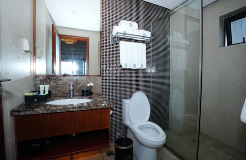 Huizhou Hotel | Huizhou Hazens East Resort
