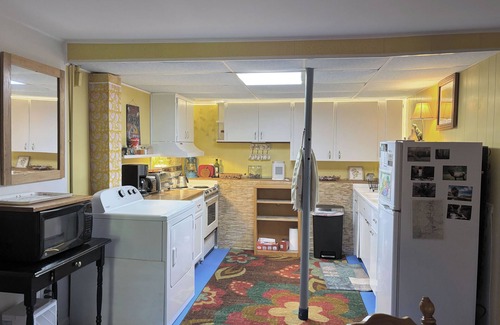 Lake Junaluska Apartment | Hummingbird Suite at Lake Junaluska.