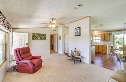 Avoca House | Hunt, Fish, Unwind: Countryside Escape in Texas!