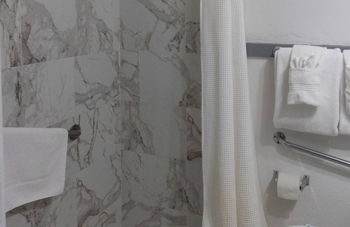 Saint Cloud Hotel | Hunter Arms Hotel