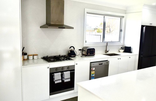 Uralla Apartment | Hunter Place Apartment 1