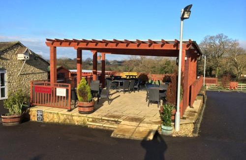 Wincanton Hotel | Hunters Lodge Inn