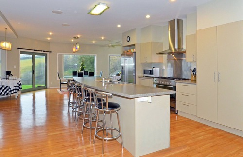 Mosgiel Bed & Breakfast | Hunters Moon