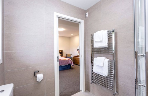Mosgiel Bed & Breakfast | Hunters Moon