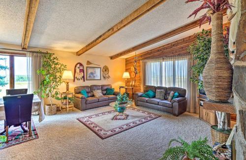Mercer County House | Hunting and Fishing Lodge Less Than 3 Mi from Lake Sakakawea