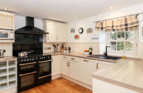 Grasmere Cottage | HUNTINGSTILE LODGE, pet friendly, luxury holiday cottage in Grasmere