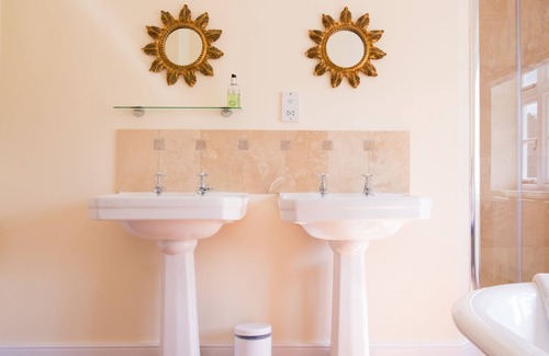 Broadwas Bed & Breakfast | Huntlands Farm