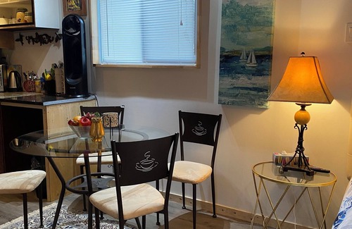 Ashfield-Colborne-Wawanosh Cottage | Huron Lakefront Romantic Cottage/pet friendly/Outdoor Shower for you/pets.