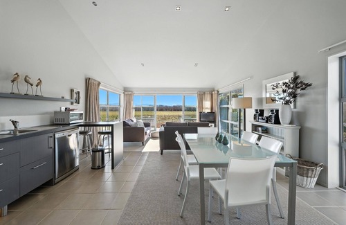 Hurunui House | Hurunui River Retreat - Flax Cottage
