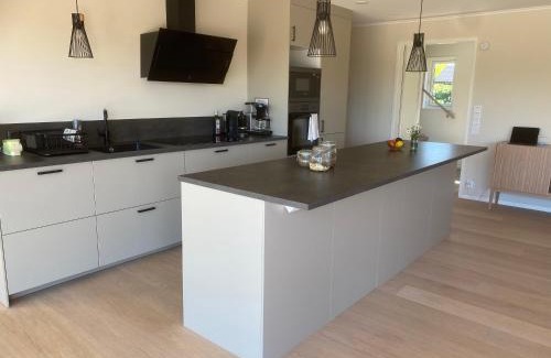 Falkenberg Villa | Hus nära havet i Olofsbo