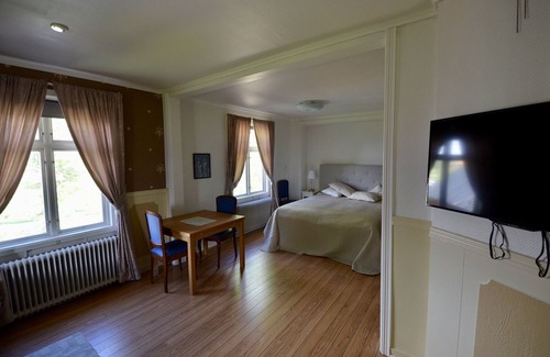 Dala-Husby Bed & Breakfast | Husby Wärdshus
