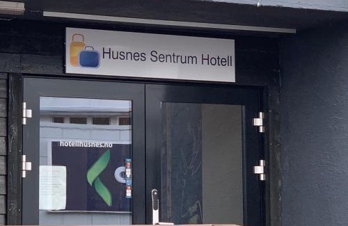Husnes House | Husnes Sentrum Hotell