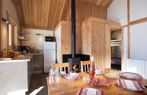 Saint-Alban-de-Montbel RV Rental | Huttopia Lac d'Aiguebelette