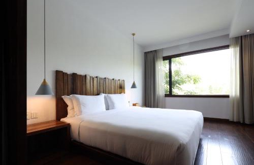 Wuxing Hotel | Huzhou Xisaishanqian Wooden Villa Hotel